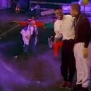 El texto musical DOPE! de BELL BIV DEVOE también está presente en el álbum Poison (1990)