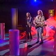 El texto musical NOTRE ENFANCE de DIDIER BARBELIVIEN también está presente en el álbum Quitter l'autoroute (1993)