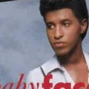 El texto musical MY KINDA GIRL [12" VERSION] de BABYFACE también está presente en el álbum Tender lover (2001)