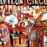 El texto musical INTRO de BABYLON CIRCUS también está presente en el álbum Au marché des illusions (2001)