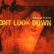 El texto musical DRAMATIC YOU de DON'T LOOK DOWN también está presente en el álbum The fear in love (2004)