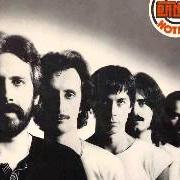 El texto musical CANZONE D'AMORE de BANCO DEL MUTUO SOCCORSO también está presente en el álbum Buone notizie (1981)