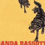El texto musical AMO LA MIA CITTÀ de BANDA BASSOTTI también está presente en el álbum Vecchi cani bastardi (2006)