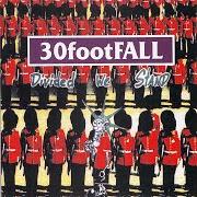 El texto musical EVERYTHING IS GONNA STOP de 30 FOOT FALL también está presente en el álbum Divided we stand (1998)