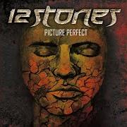 El texto musical IN MY HEAD de 12 STONES también está presente en el álbum 12 stones (2002)