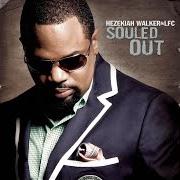 El texto musical GOD FAVORED ME (PART I) de HEZEKIAH WALKER también está presente en el álbum Souled out (2008)