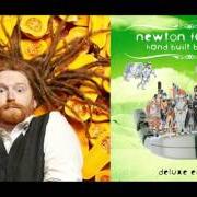 El texto musical CHELTENHAM INTERLUDE de NEWTON FAULKNER también está presente en el álbum Rebuilt by humans (2009)