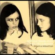 El texto musical WAITING FOR THE MOON TO RISE de BELLE & SEBASTIAN también está presente en el álbum Fold your hands child, you walk like a peasant (2000)