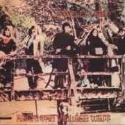 El texto musical PEACE ON THE BORDER de STEELEYE SPAN también está presente en el álbum Back in line (1986)