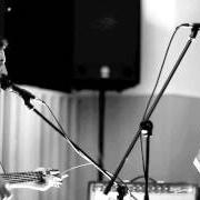 El texto musical MIDAS de TACHENKO también está presente en el álbum El comportamiento privado (2015)