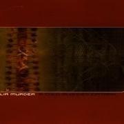 El texto musical BURNING THE HIVE de THE BLACK DAHLIA MURDER también está presente en el álbum A cold-blooded epitaph (2002)