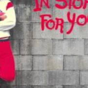 El texto musical MAKE IT WORK de THE GLADIATORS también está presente en el álbum In store for you (1988)