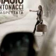 El texto musical LA RARITÀ de BIAGIO ANTONACCI también está presente en el álbum Inaspettata (2010)
