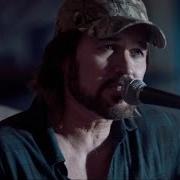 El texto musical HOME (LET IT FIND YOU) de BILLY RAY CYRUS también está presente en el álbum Thin line (2016)