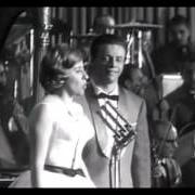 El texto musical BUONGIORNO AMORE de JOHNNY DORELLI & BETTY CURTIS también está presente en el álbum Sanremo