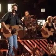 El texto musical ALL ABOUT TONIGHT de BLAKE SHELTON también está presente en el álbum All about tonight