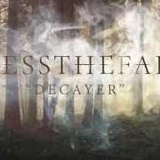 El texto musical LOOKING DOWN FROM THE EDGE de BLESSTHEFALL también está presente en el álbum To those left behind (2015)