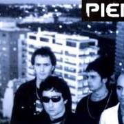 El texto musical ANGELES DEL OLVIDO de PIER también está presente en el álbum Seguir latiendo (2004)