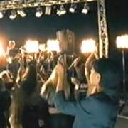El texto musical THE NIGHTSHIFT de AARON TIPPIN también está presente en el álbum People like us (2000)