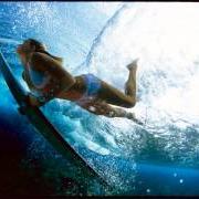 El texto musical DIVE de SOPHIE MOLETA también está presente en el álbum Dive (2000)