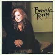 El texto musical LOVE SNEAKIN' UP ON YOU de BONNIE RAITT también está presente en el álbum Longing in their hearts