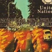 El texto musical I KEEP LIVING THE SAME DAY de UNITED NATIONS también está presente en el álbum United nations (2008)