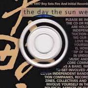 El texto musical FINE ART OF FALLING de BOY SETS FIRE también está presente en el álbum The day the sun went out (1996)