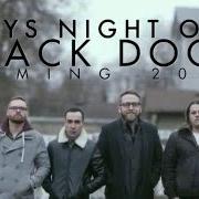 El texto musical PRAYED ALL WRONG de BOYS NIGHT OUT también está presente en el álbum Black dogs (2016)