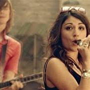 El texto musical TERRIFYING de GABRIELLA CILMI también está presente en el álbum Lessons to be learned (2008)