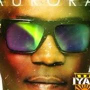 El texto musical BELIEVE IN LOVE de IYAZ también está presente en el álbum Aurora (2015)