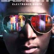 El texto musical T.O.P. de LABRINTH también está presente en el álbum Electronic earth (2012)