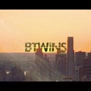 El texto musical SLOW DOWN de BTWINS también está presente en el álbum Dance floor (2012)