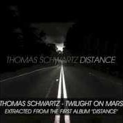 El texto musical MONGOOSE de THOMAS SCHWARTZ también está presente en el álbum Distance (2013)