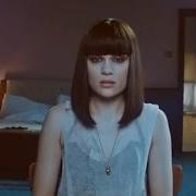 El texto musical PRICE TAG de JESSIE J también está presente en el álbum Who you are