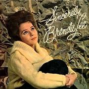 El texto musical NOW HE'S COMING HOME de BRENDA LEE también está presente en el álbum Sincerely, brenda lee (#2) (1975)