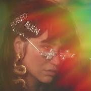 El texto musical MY OWN DANCE de KESHA también está presente en el álbum High road (2020)