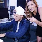 El texto musical TRUE BELIEVER (FEAT. CHRIS MARTIN) de AVICII también está presente en el álbum Stories (2015)