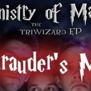 El texto musical ASCENDIO de MINISTRY OF MAGIC también está presente en el álbum The triwizard lp