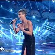 El texto musical EMMA MARRONE - NON È L'INFERNO de SANREMO 2012 también está presente en el álbum Campioni