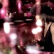 El texto musical A MI MANERA de BUIKA también está presente en el álbum Mi niña lola (2006)
