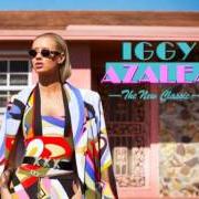 El texto musical HUSTLE GANG de IGGY AZALEA también está presente en el álbum The new classic (2014)