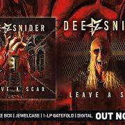 El texto musical SILENT BATTLES de DEE SNIDER también está presente en el álbum Leave a scar (2021)