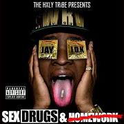 El texto musical 2 HOES de IDK también está presente en el álbum Sex, drugs and homework (2014)
