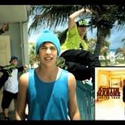 El texto musical BANGA BANGA de AUSTIN MAHONE también está presente en el álbum Junior year (2013)