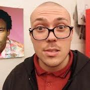 El texto musical III. LIFE: THE BIGGEST TROLL de CHILDISH GAMBINO también está presente en el álbum Because the internet (2013)