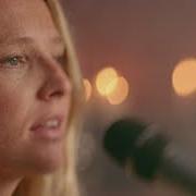 El texto musical NOTHING COMPARES 2 U de LISSIE también está presente en el álbum Thank you to the flowers (2020)