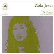 El texto musical CROWNS de ZOLA JESUS también está presente en el álbum Spoils (2009)