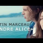 El texto musical DÉFENDRE ALICE de VALENTIN MARCEAU también está presente en el álbum Défendre alice (2014)