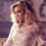 El texto musical LONE RANGER de RACHEL PLATTEN también está presente en el álbum Wildfire (2016)