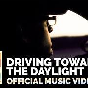 El texto musical NEW COAT OF PAINT de JOE BONAMASSA también está presente en el álbum Driving towards the daylight (2012)